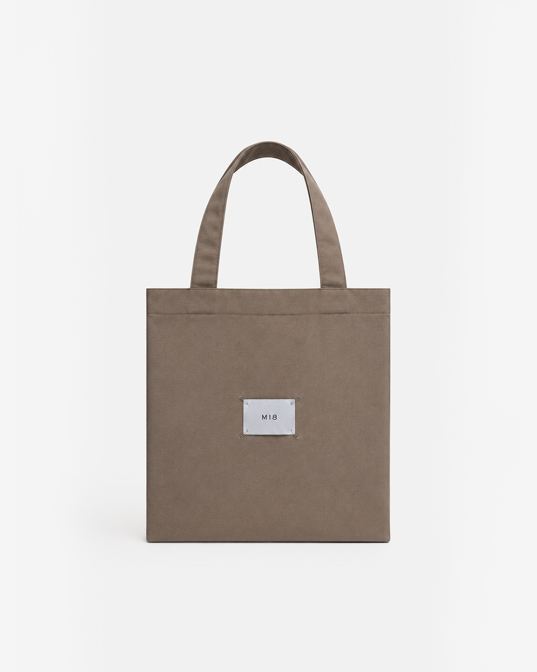 Tote bag de tela hecha en México y diseñada por M18.